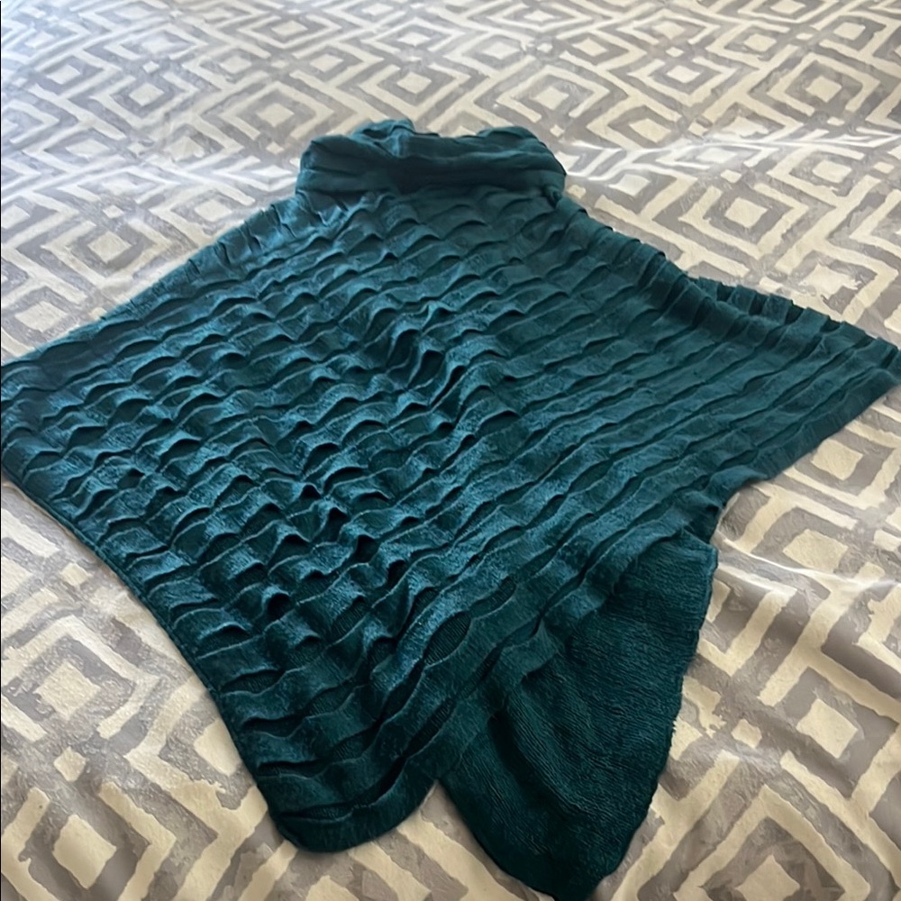 ❤️ 6 for 20 ❤️  Spruce Green Poncho-Style Women's Sweater size L